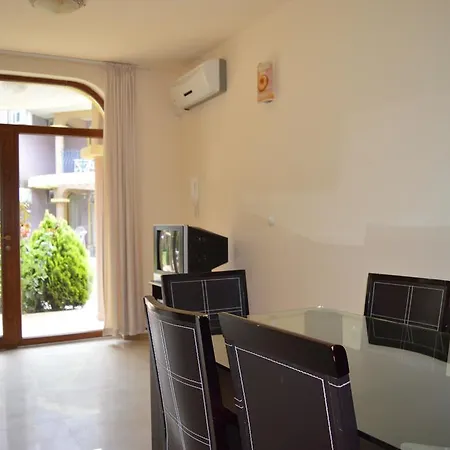 Garden Beach Apart Sozopol