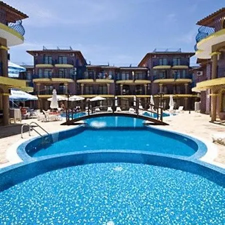 Garden Beach Apart 3*